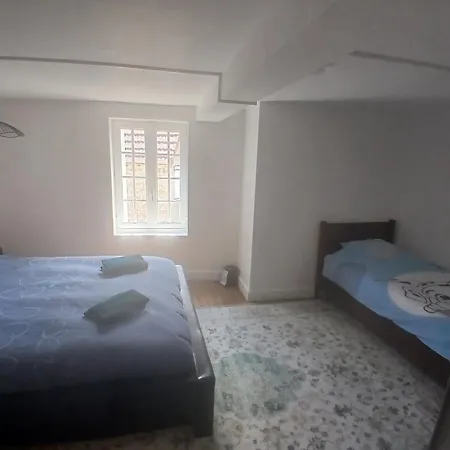 La Colline De Tara Andelaroche